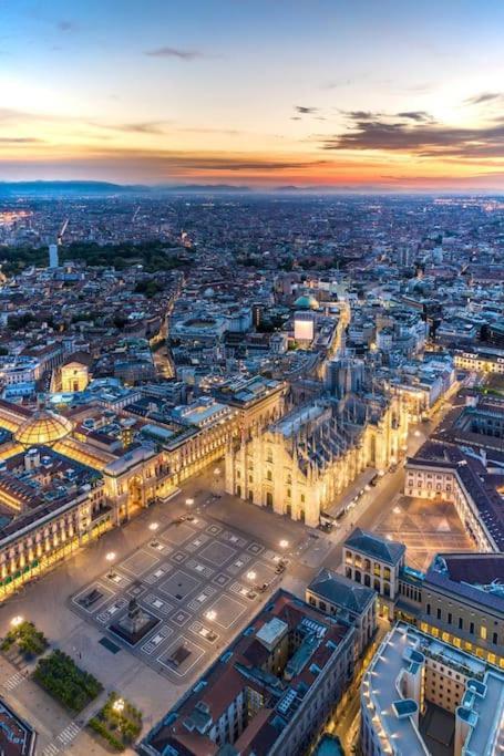 米兰Duomo 10 Min Luxury • Terrazzo • Wi-Fi • Netflix公寓 外观 照片
