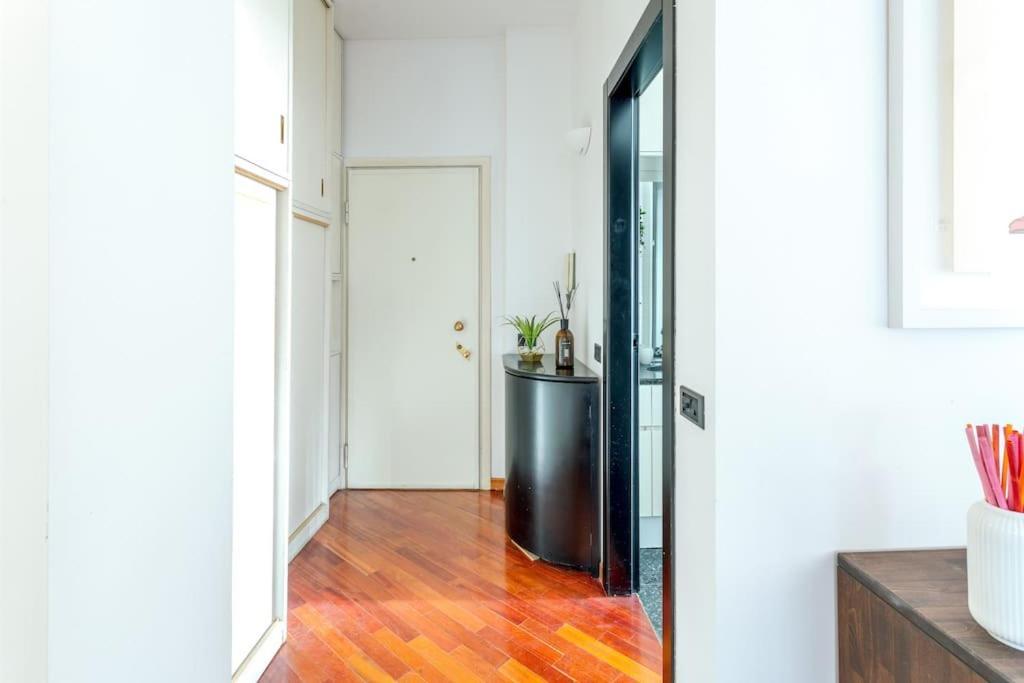 米兰Duomo 10 Min Luxury • Terrazzo • Wi-Fi • Netflix公寓 外观 照片
